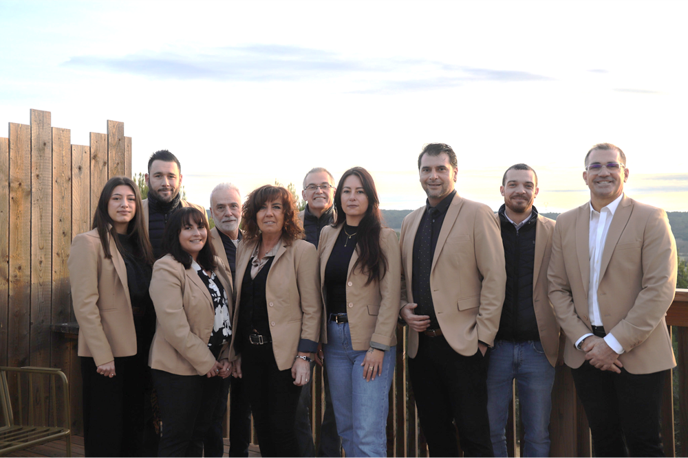 l'équipe de l'agence L'Agence des Garrigues