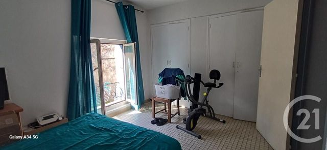 Afficher la photo en grand immeuble à vendre - 107.96 m2 - GALLARGUES LE MONTUEUX - 30 - LANGUEDOC-ROUSSILLON - Century 21 L'Agence Des Garrigues