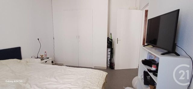 Afficher la photo en grand immeuble à vendre - 107.96 m2 - GALLARGUES LE MONTUEUX - 30 - LANGUEDOC-ROUSSILLON - Century 21 L'Agence Des Garrigues