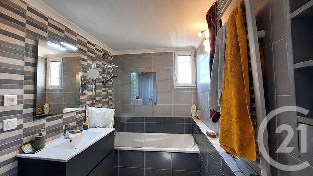 maison à vendre - 5 pièces - 127.75 m2 - MILHAUD - 30 - LANGUEDOC-ROUSSILLON - Century 21 L'Agence Des Garrigues