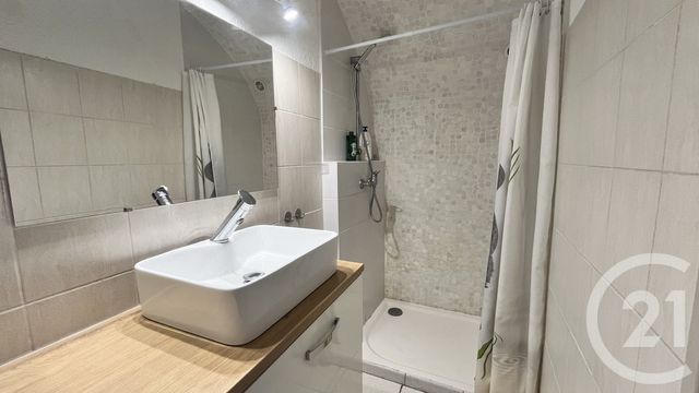 Appartement F3 à vendre - 3 pièces - 64.0 m2 - VERGEZE - 30 - LANGUEDOC-ROUSSILLON - Century 21 L'Agence Des Garrigues