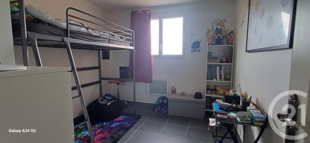 Appartement T3 à vendre - 4 pièces - 85.0 m2 - MILHAUD - 30 - LANGUEDOC-ROUSSILLON - Century 21 L'Agence Des Garrigues