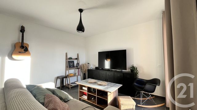 Appartement T3 à vendre - 4 pièces - 85.0 m2 - MILHAUD - 30 - LANGUEDOC-ROUSSILLON - Century 21 L'Agence Des Garrigues