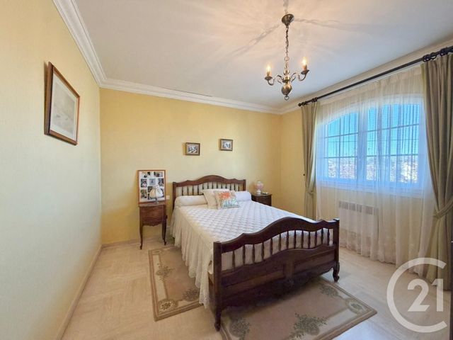 maison à vendre - 6 pièces - 138.25 m2 - LUNEL - 34 - LANGUEDOC-ROUSSILLON - Century 21 L'Agence Des Garrigues