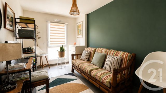 Appartement Duplex à vendre - 4 pièces - 96.96 m2 - VERGEZE - 30 - LANGUEDOC-ROUSSILLON - Century 21 L'Agence Des Garrigues