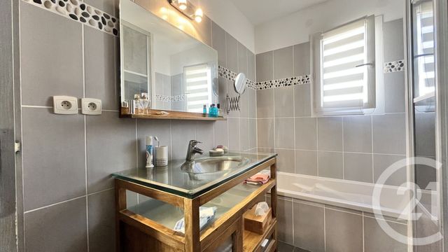maison à vendre - 4 pièces - 87.0 m2 - VERGEZE - 30 - LANGUEDOC-ROUSSILLON - Century 21 L'Agence Des Garrigues