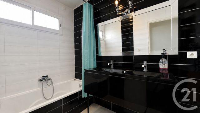 maison à vendre - 4 pièces - 100.3 m2 - BERNIS - 30 - LANGUEDOC-ROUSSILLON - Century 21 L'Agence Des Garrigues